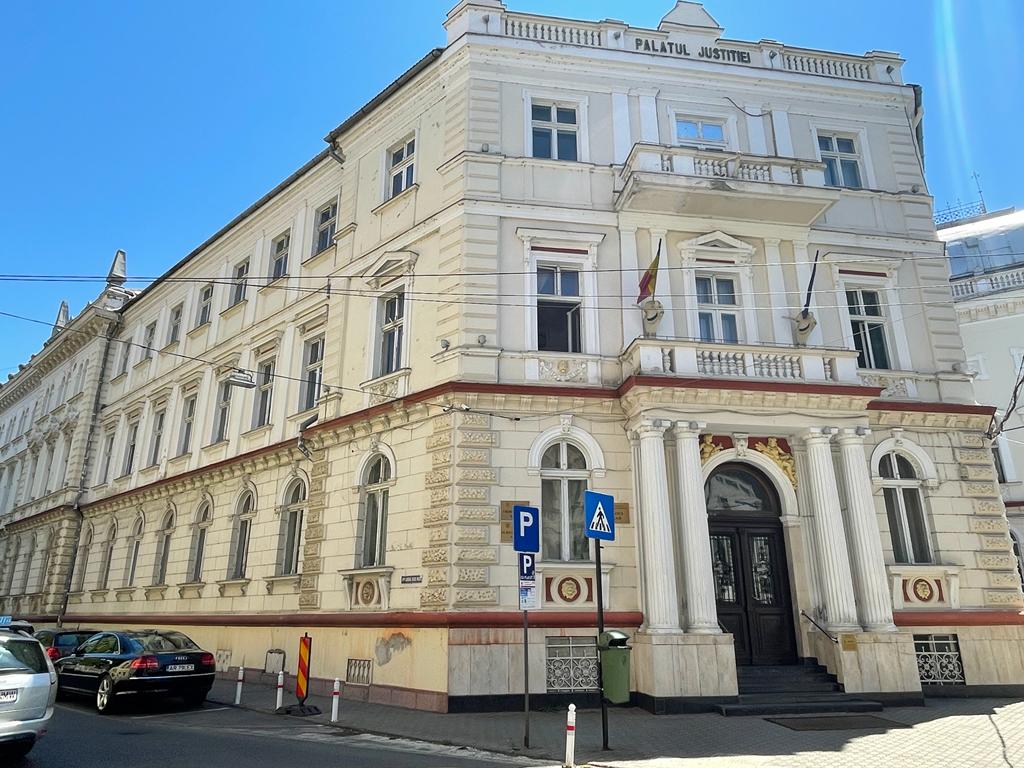 Tribunalul Arad Judecător